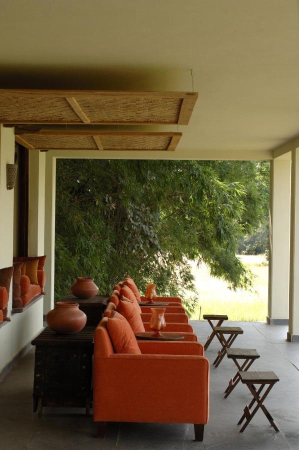 Mahua Kothi Bandhavgarh - A Taj Safari Villa Tāla Exterior photo