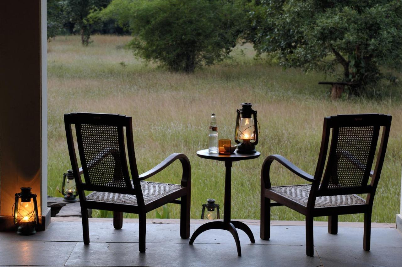 Mahua Kothi Bandhavgarh - A Taj Safari Villa Tāla Exterior photo